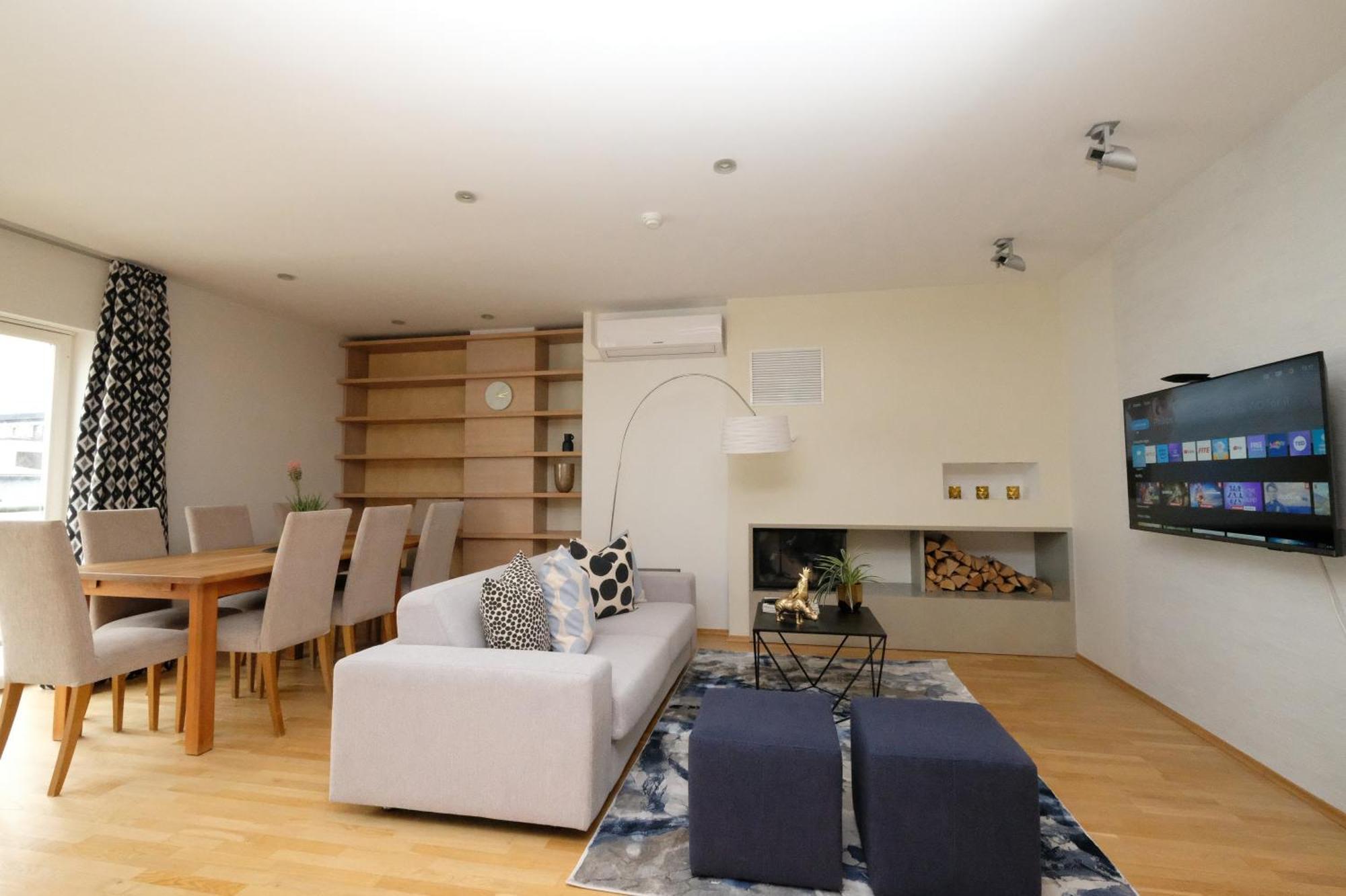 Tallinn City Apartments Roosikrantsi Luaran gambar