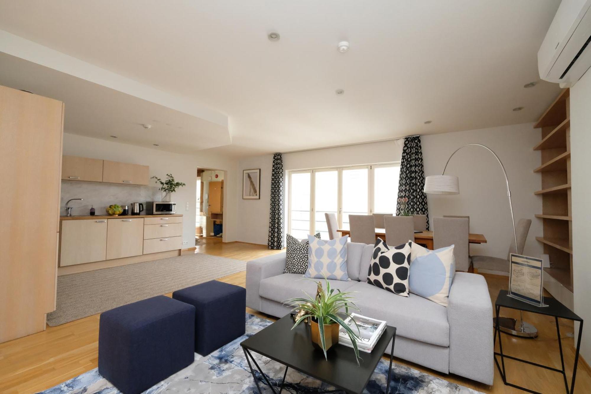 Tallinn City Apartments Roosikrantsi Luaran gambar